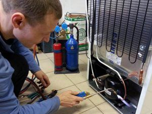 ما الفرق بين الثلاجة العادية والثلاجة الديجتال