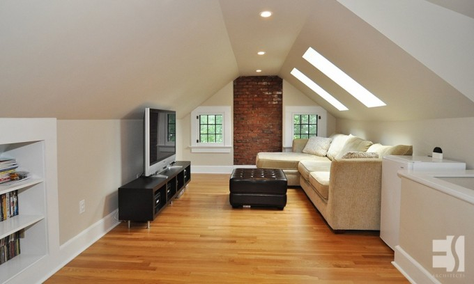 Navigating the Expansion Process: How to Choose the Right Home Addition Contractor for Your Project
