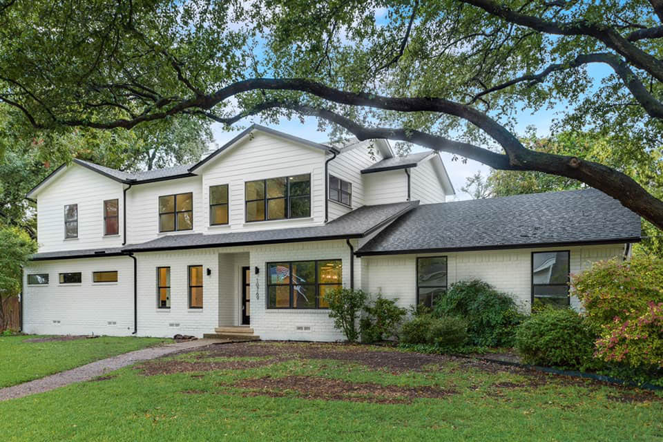 Garage Conversions: Unleashing Space Potential with Home Addition Companies