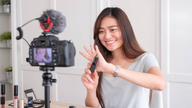 Harnessing the Power of Influencer Marketing: A Comprehensive Guide