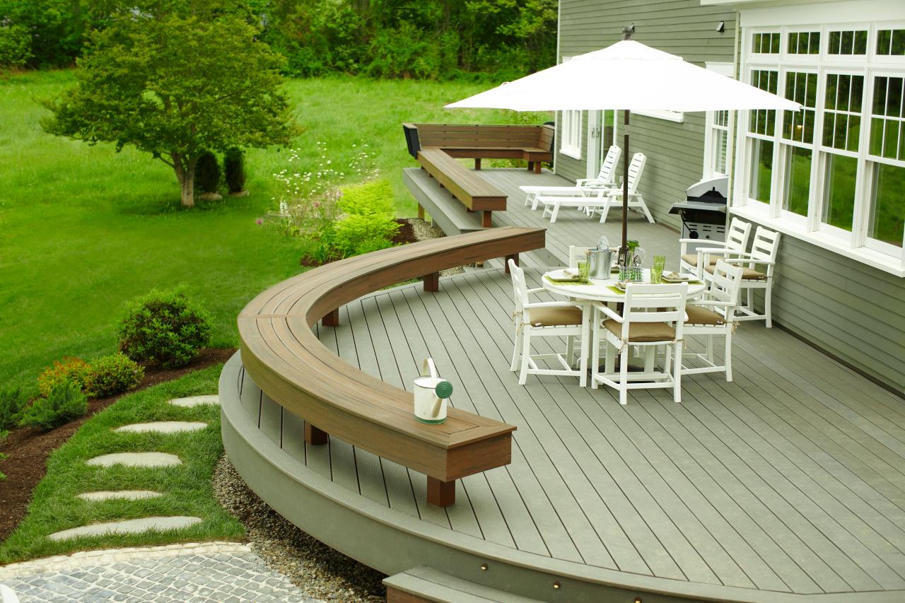 5 Deck Design Ideas for the Ultimate Entertaining Space