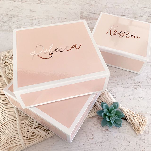 Gift Your Best Friend a Personalised Keepsake Box on Her Bachelorette Party!