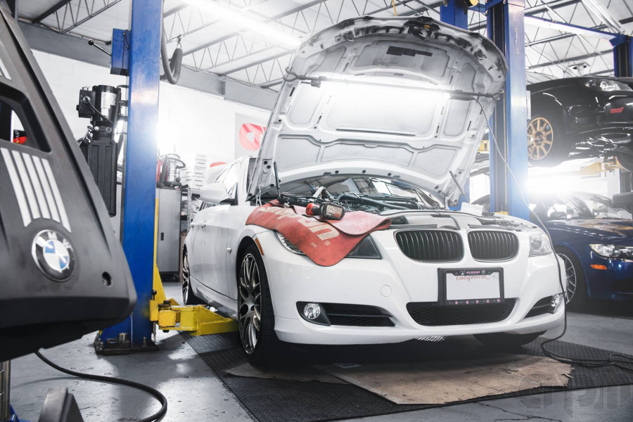 BMW Repair Dubai | First Class BMW Repair Centre