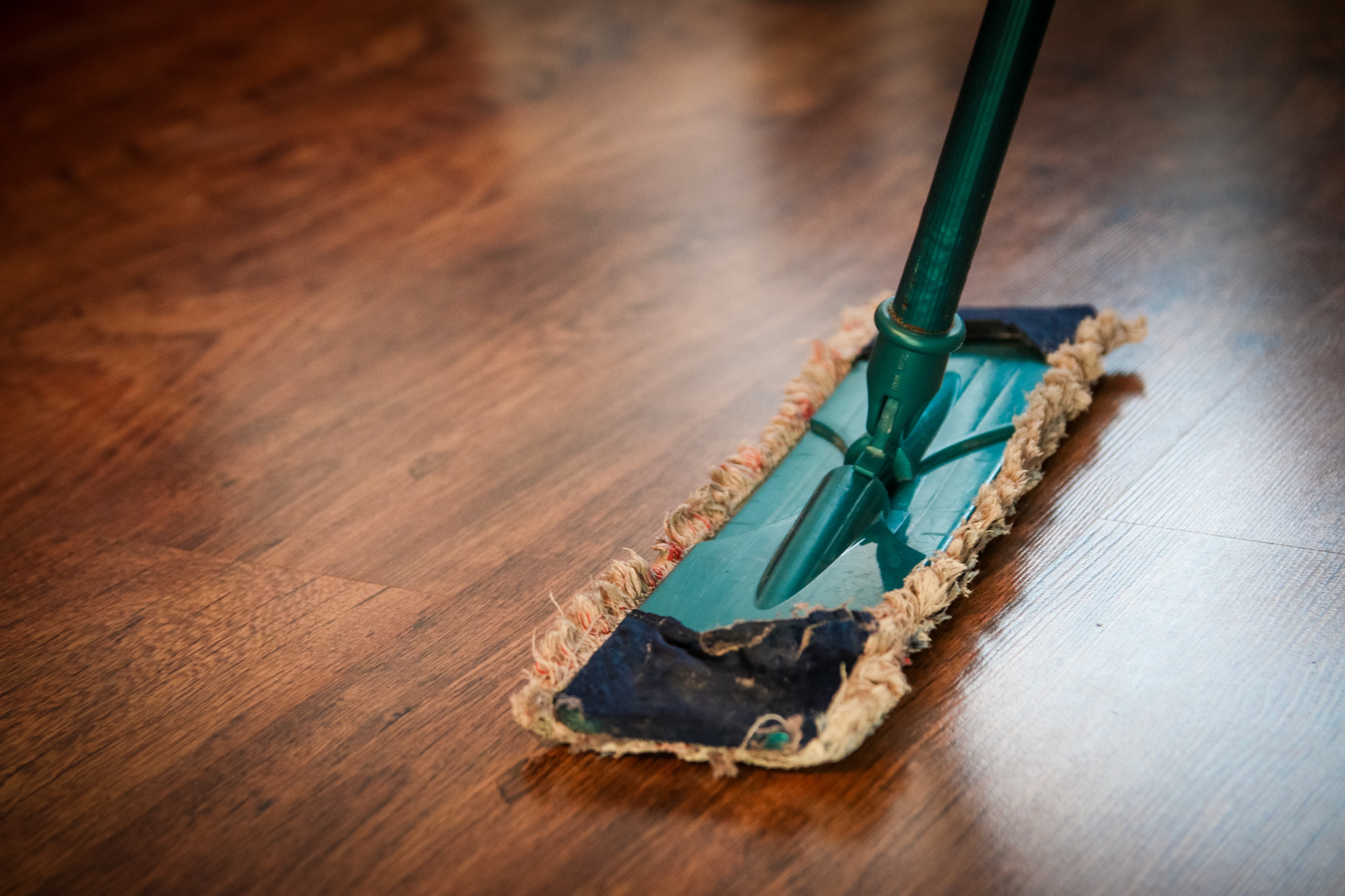 What is The Difference Between a Deep Clean And a Standard Clean?