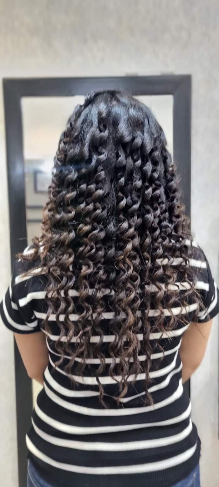 Best Salon Academy in Kolhapur