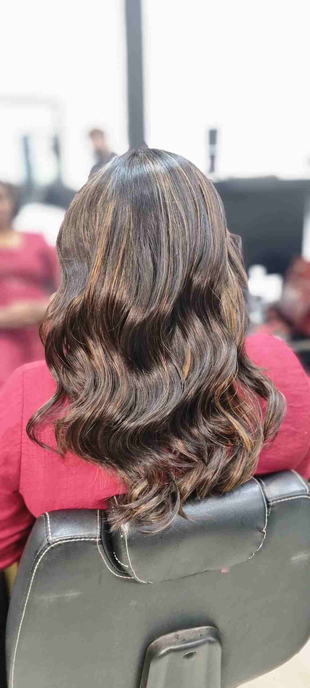 Best Salon Academy in Kolhapur