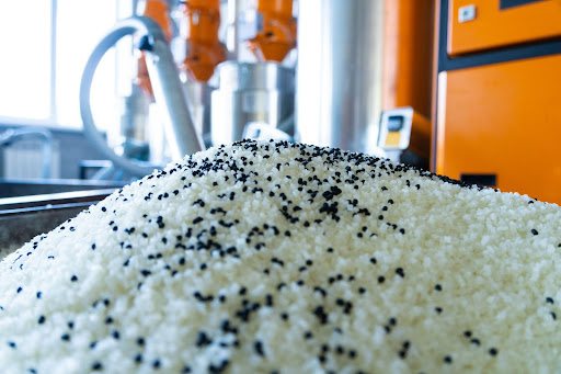 Benefits of using Masterbatch in Plastic Products Manufacturing