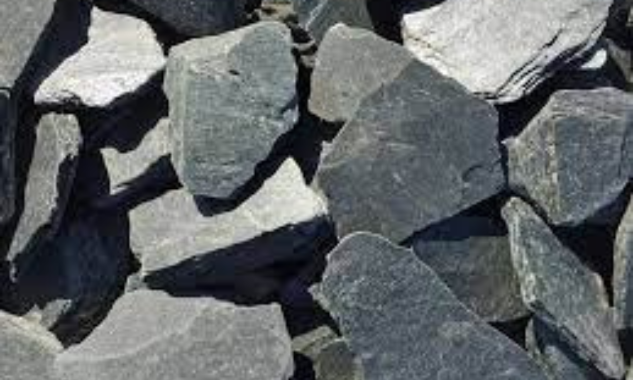Five Reasons As To Why You Go For Slate Stone Tiles