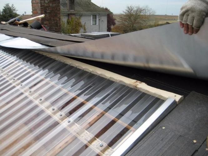 How Long Does a Fiberglass Roof Deck Last?