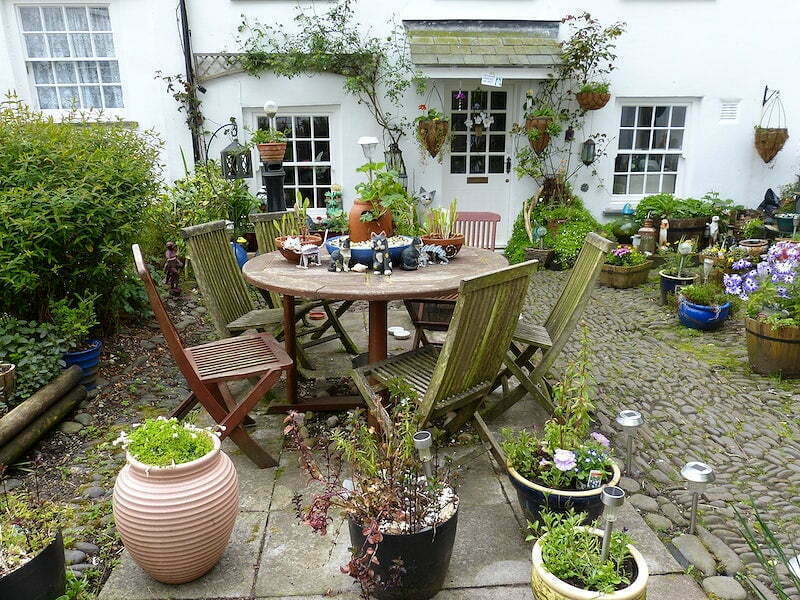 Best & Creative Ideas to Make the Most of Your Small Balcony
