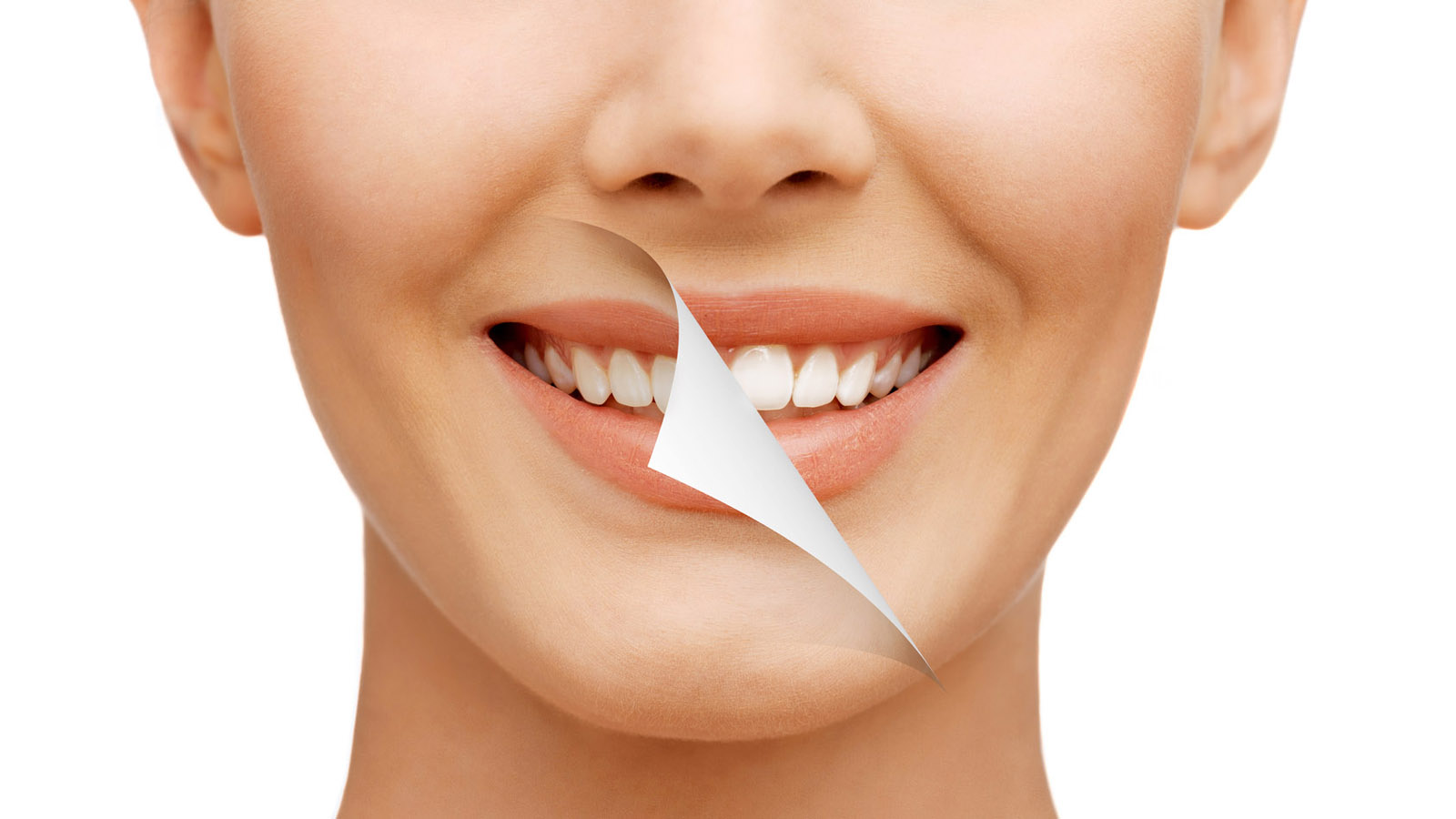 Get a Beautiful Smile With Porcelain Veneers 