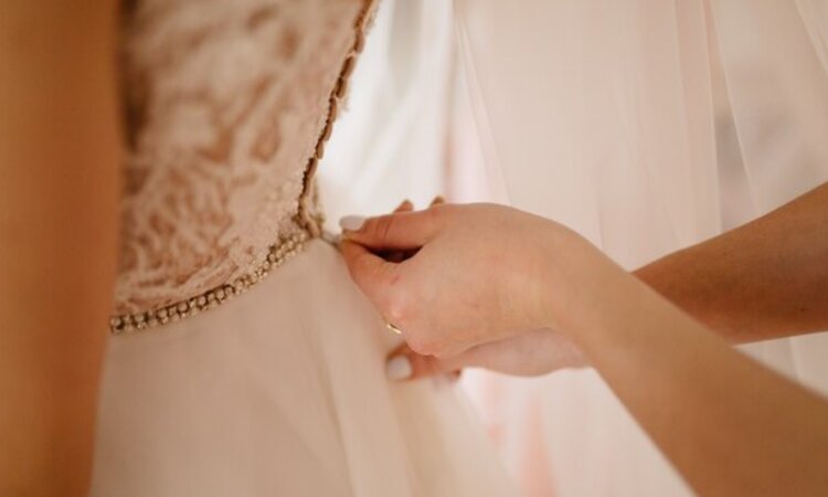 10 Reasons Why Every Bride Needs a Gown Preservation Kit