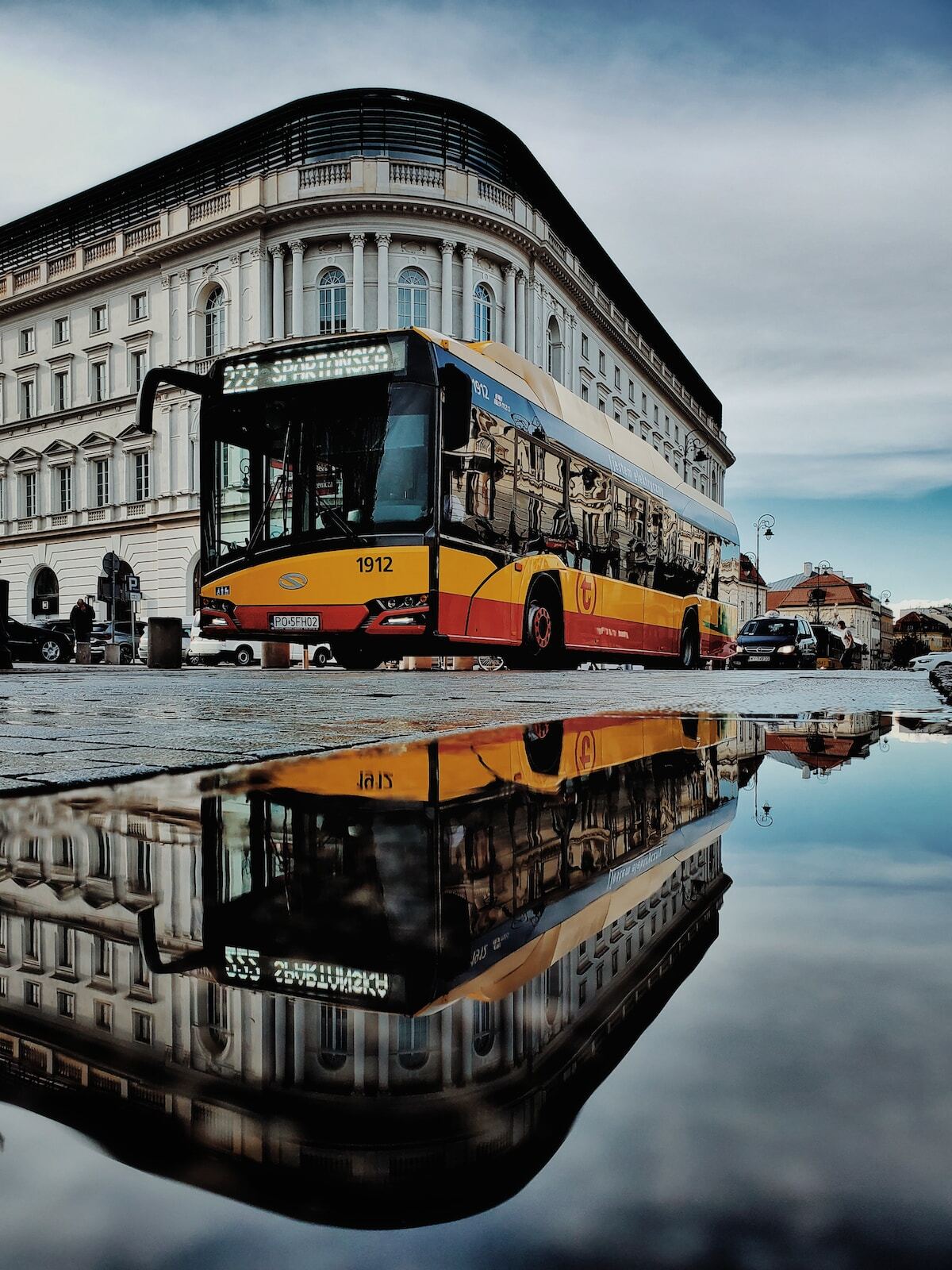 How Bus Services Are Adapting To Meet Changing Consumer Demands?