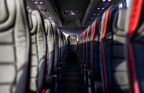 3 Reasons To Hire Charter Buses For Your Family Trip