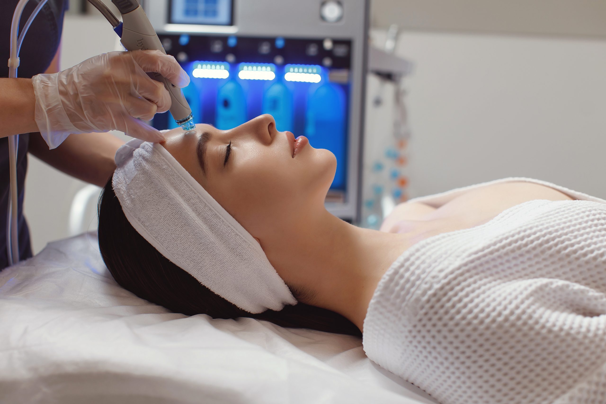 What Are The Benefits OF A Hydrafacial?