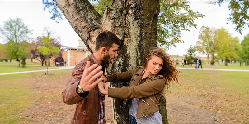 How to Seek Help for Love Issues in Delhi