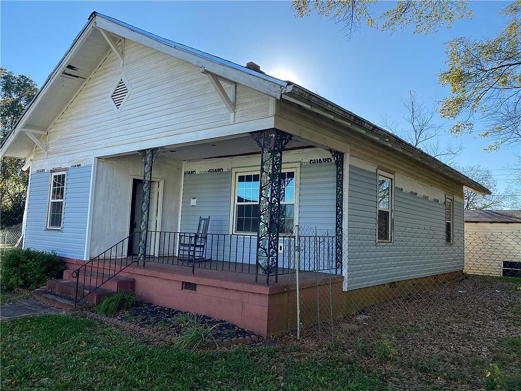 Selling Your House for Cash Due to Limited Access in Your Neighborhood