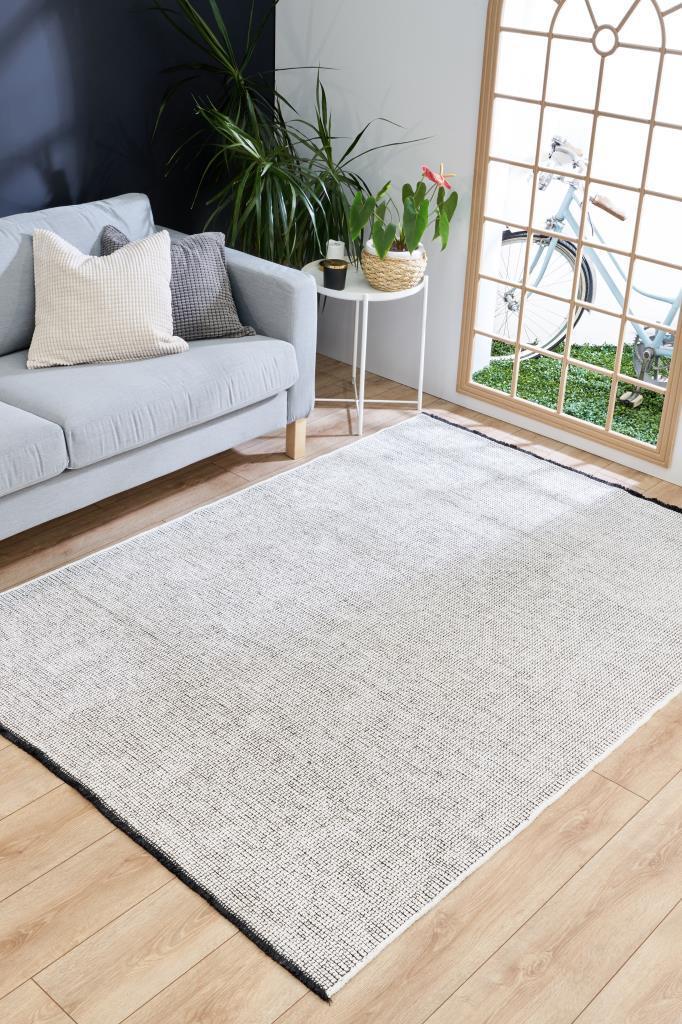 Polyster Rugs