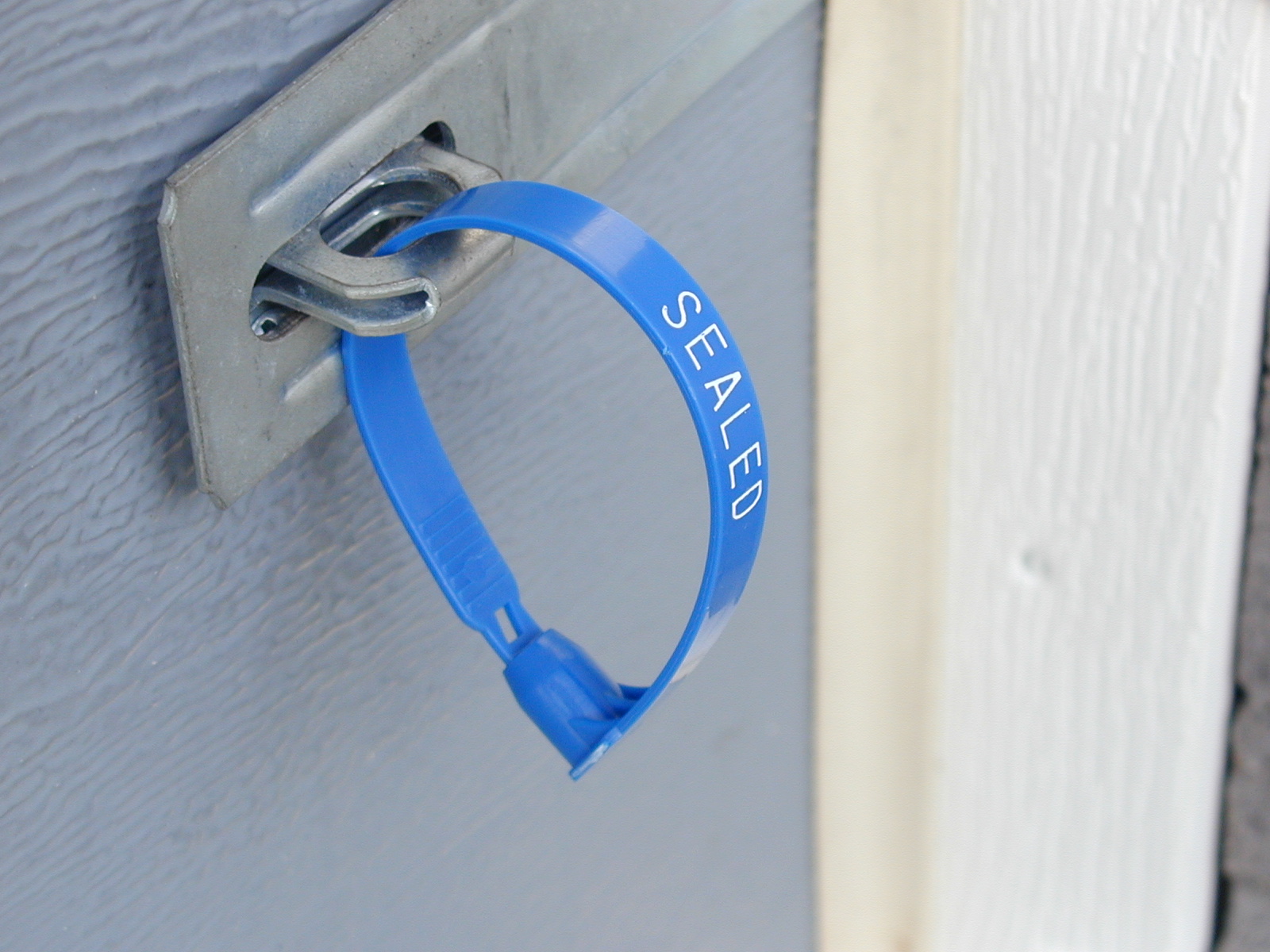 Which Industries Use Security Seals