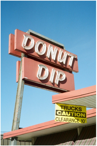 7 Reasons Why Building Signs are the Best Way to Advertise Your Brand