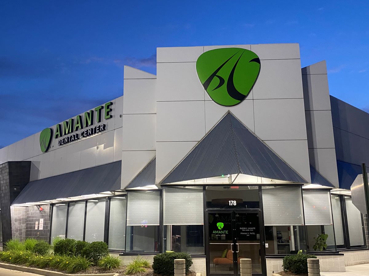 Enhance Visibility with Custom Building Signs in Chicago