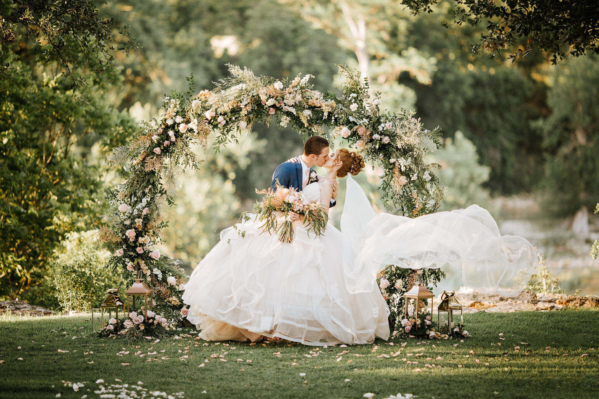 Four Factors To Think About When Selecting A Wedding Photographer