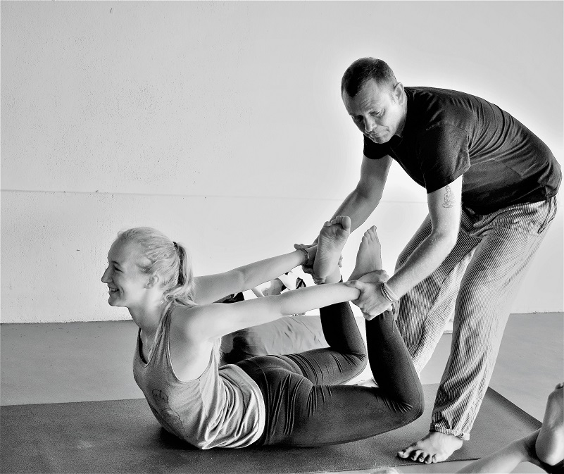 Choosing a Yoga Retreat in India