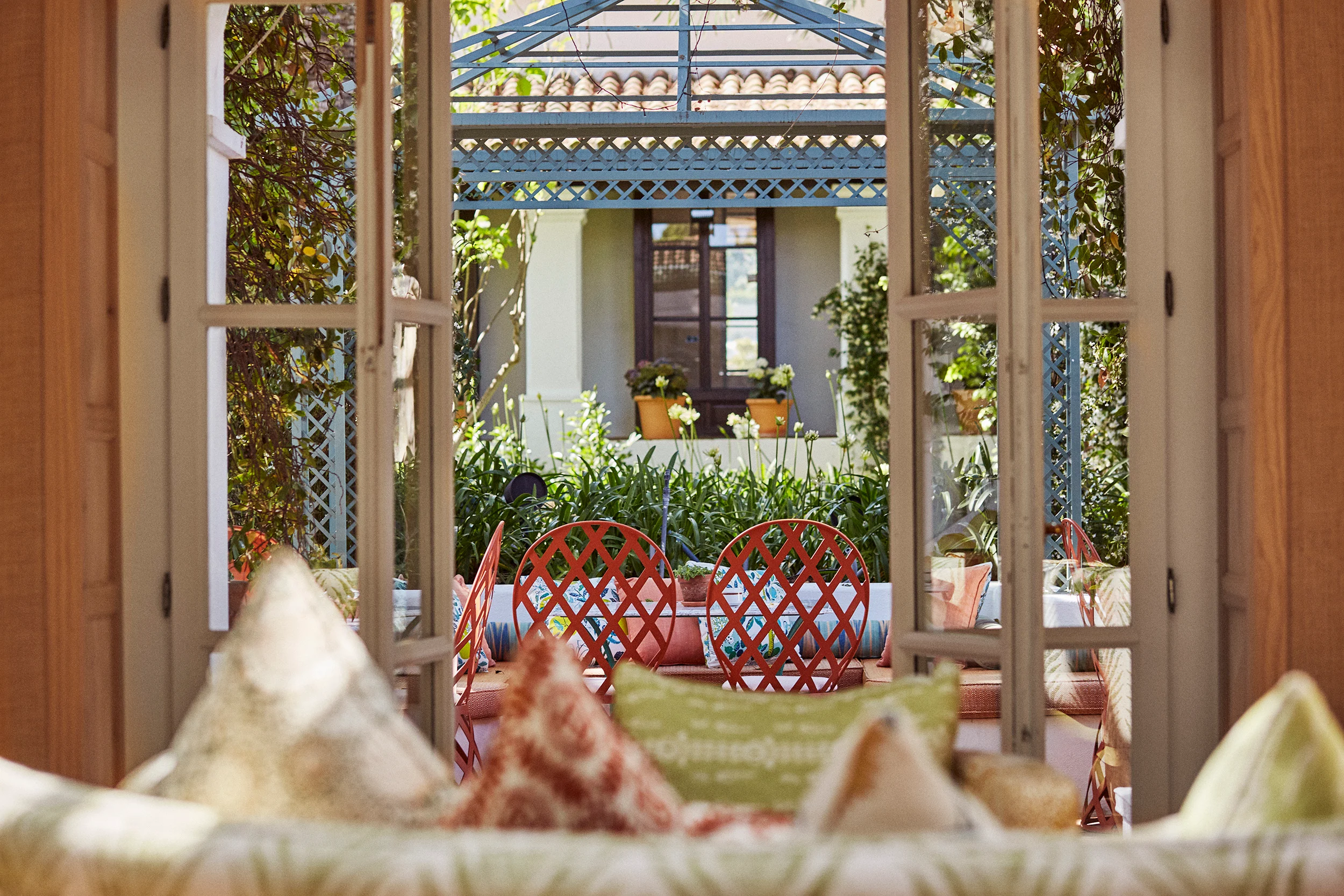  Mediterranean Majesty: Crafting a Luxury Destination Wedding in Marbella