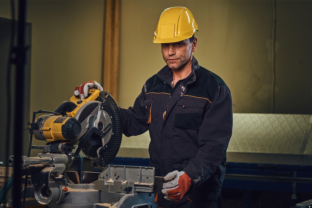 Manpower Supplier in Vadodara: How to Source Skilled Staff for Manufacturing Projects
