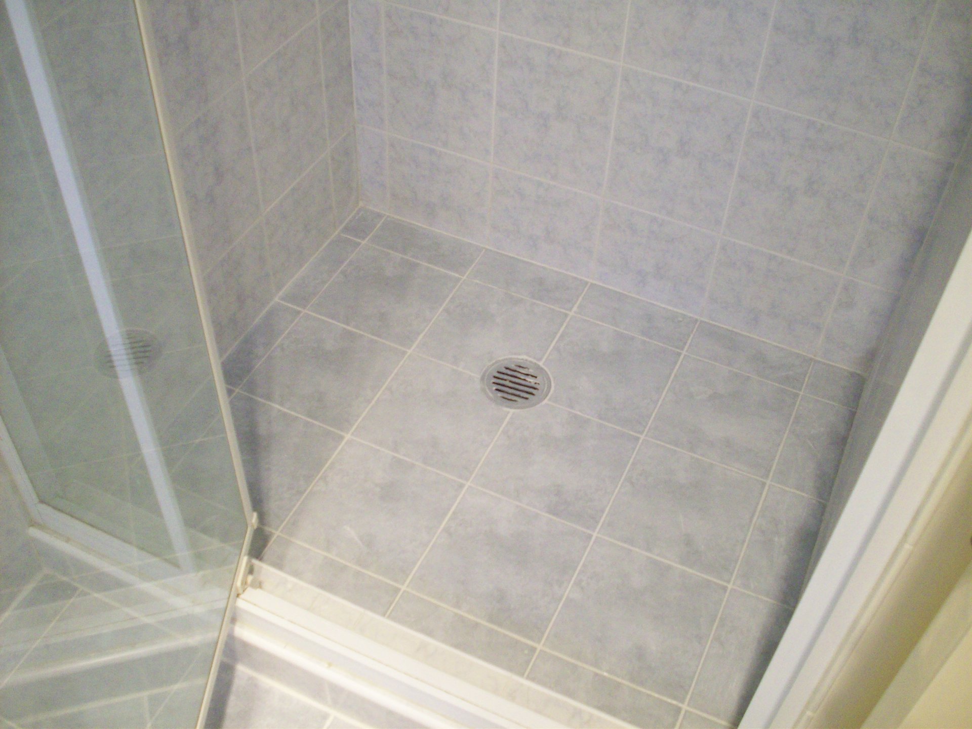 Tile Regrouting