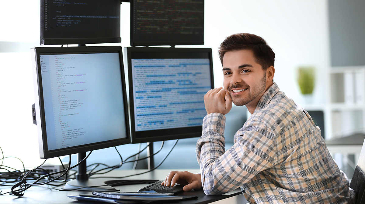 Is Dual Monitor Setup Necessary for Your Home Office?