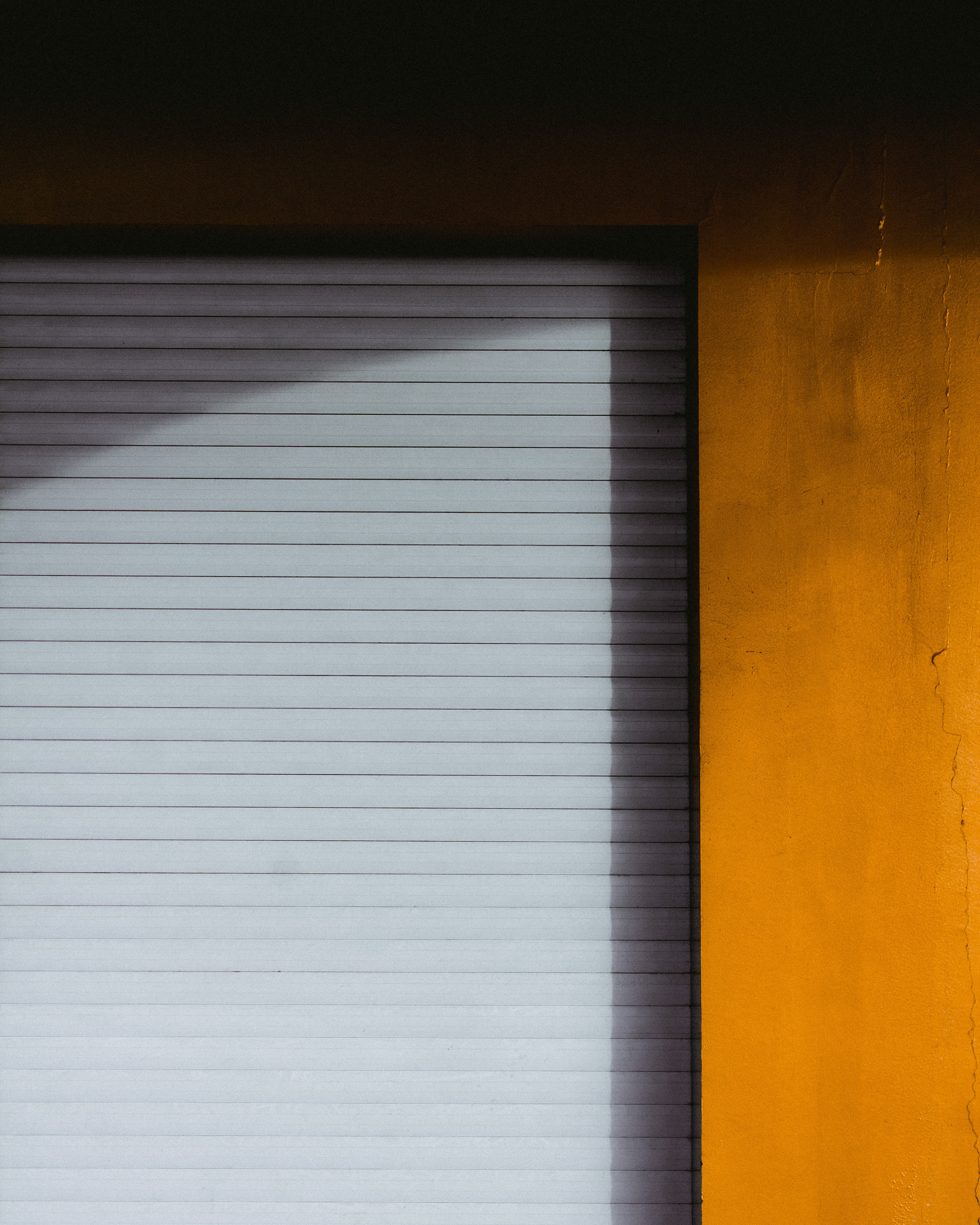 Get Professional Help Now to Solve All Your Garage Door Issues