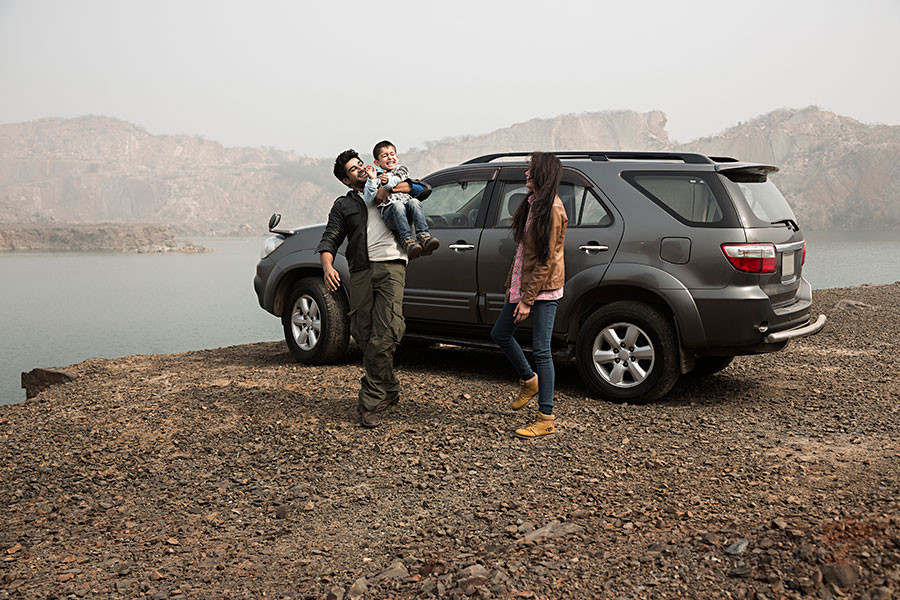 Cars on rent in Kashmir - Kashmir Car Rental 24X7
