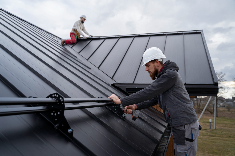 Metal Roof Maintenance Guide for Show Low Homeowners