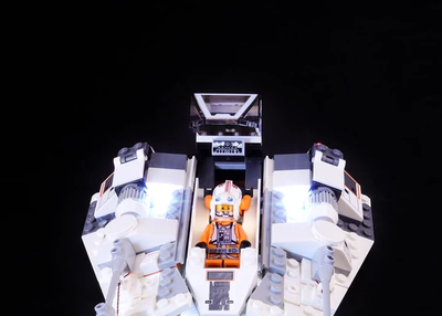 Fall in Love with These Lighting Look of Lego Snowspeeder 75259 Set