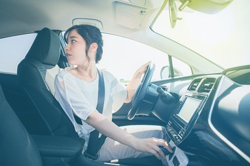 Manual Driving Lessons - What are the Benefits?