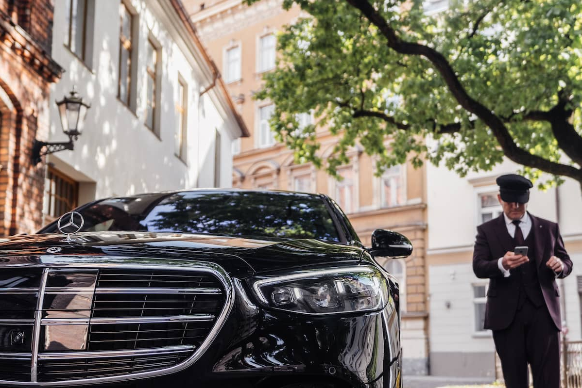 Melbourne Silver Service Taxis - The Ultimate Luxury Airport Transfer Experience