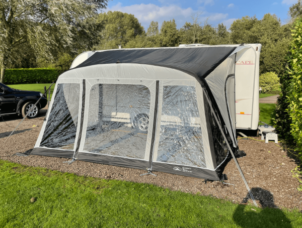 How to Choose the Right Size Inflatable Caravan Awning for Your Caravan? A Guide