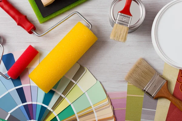 Top Benefits of Using Acrylic Paints for Your Home