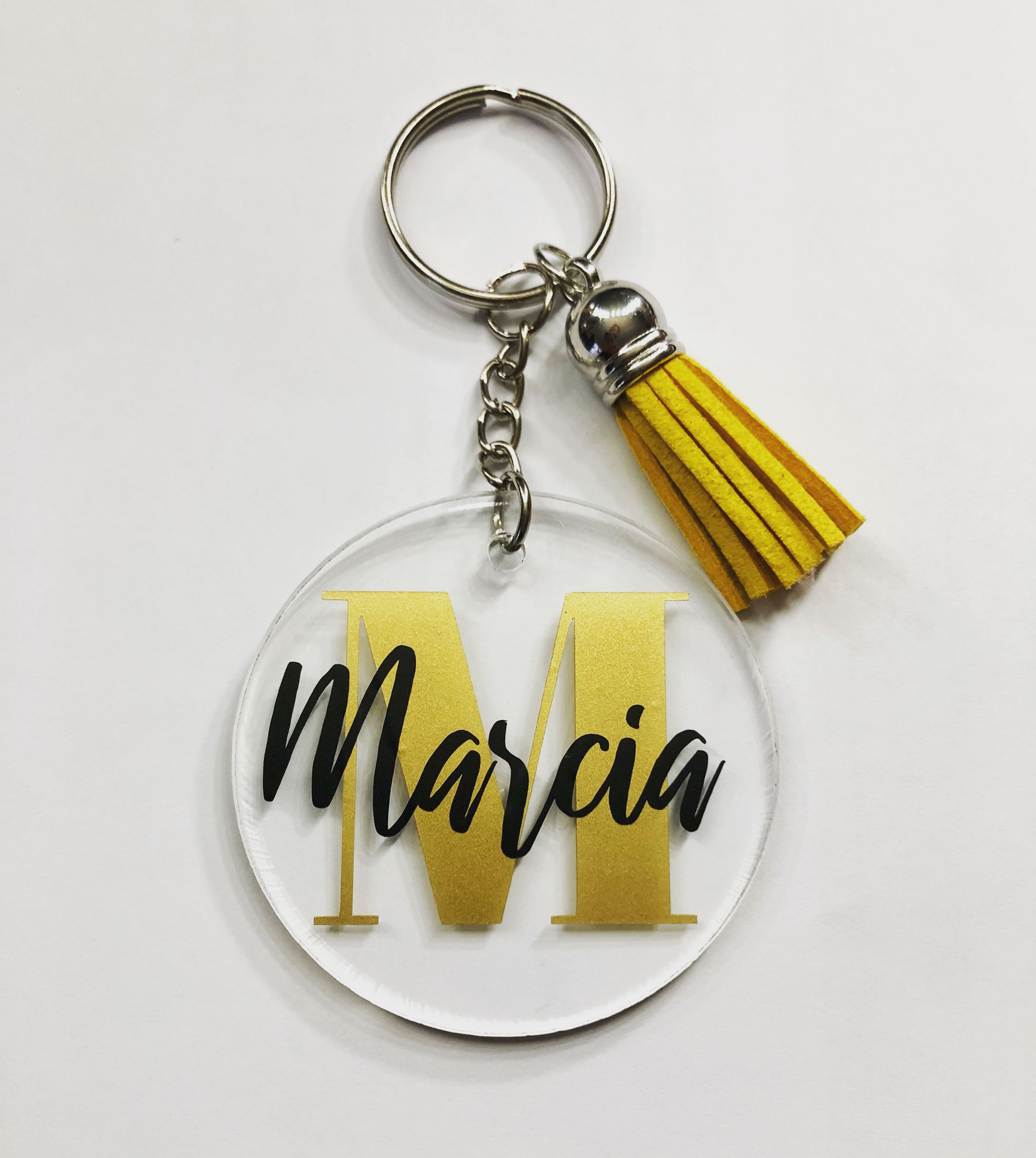 How to Choose the Right Size for Your Custom Acrylic Keychains