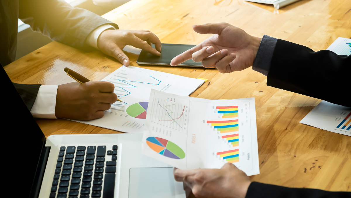 What is a fiduciary advisor and how different is it from a financial advisor