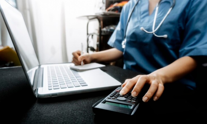 5 Ways Outsourcing Medical Billing and Coding Services Can Improve Your Business