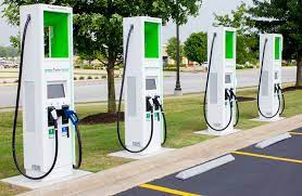 Reasons why gas stations should partner with an EV charging station company in India