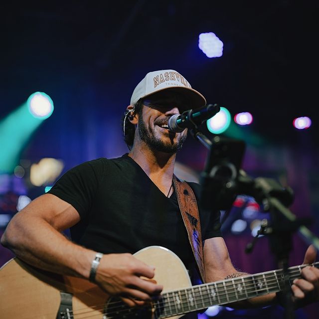 Experience Live Music at The Stage on Broadway 