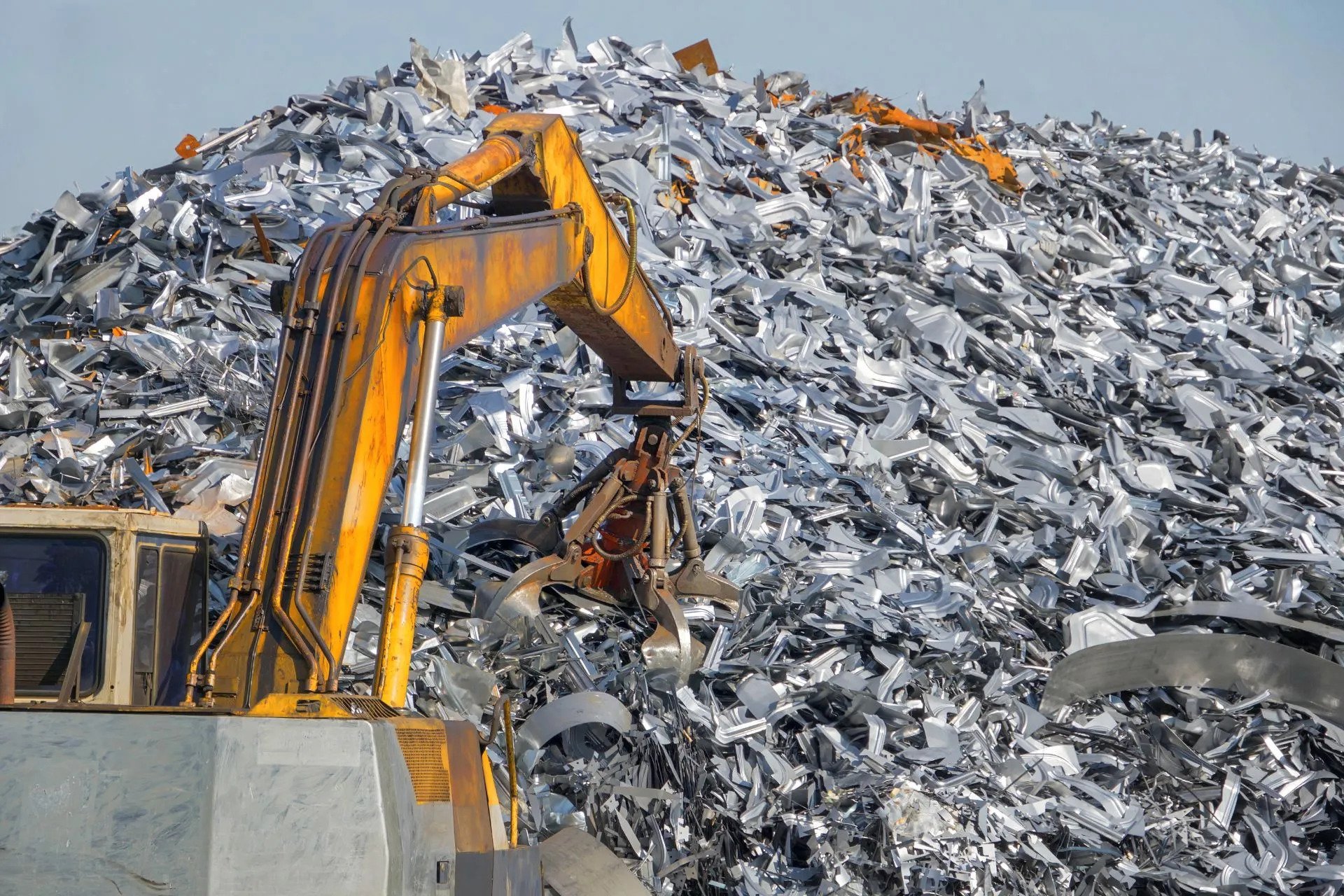 6 Wonderful Benefits of Recycling Your Scrap Metal