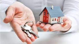 How much does a real estate agent make