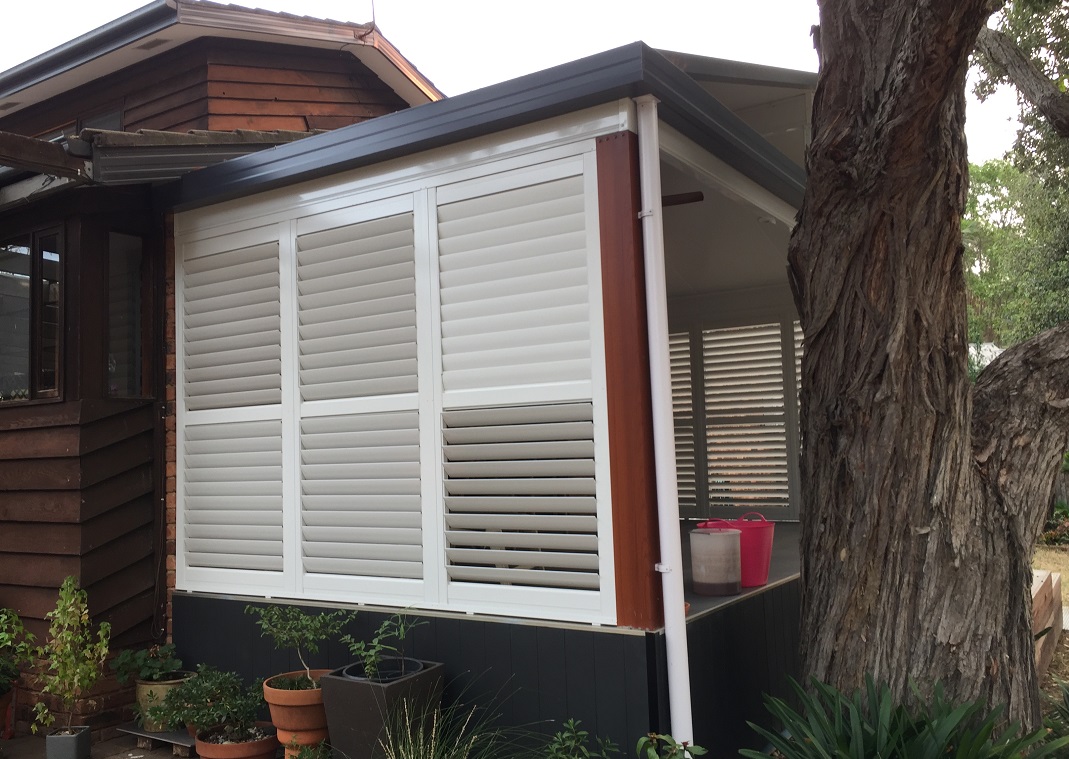 How to use plantation shutters for offices? 