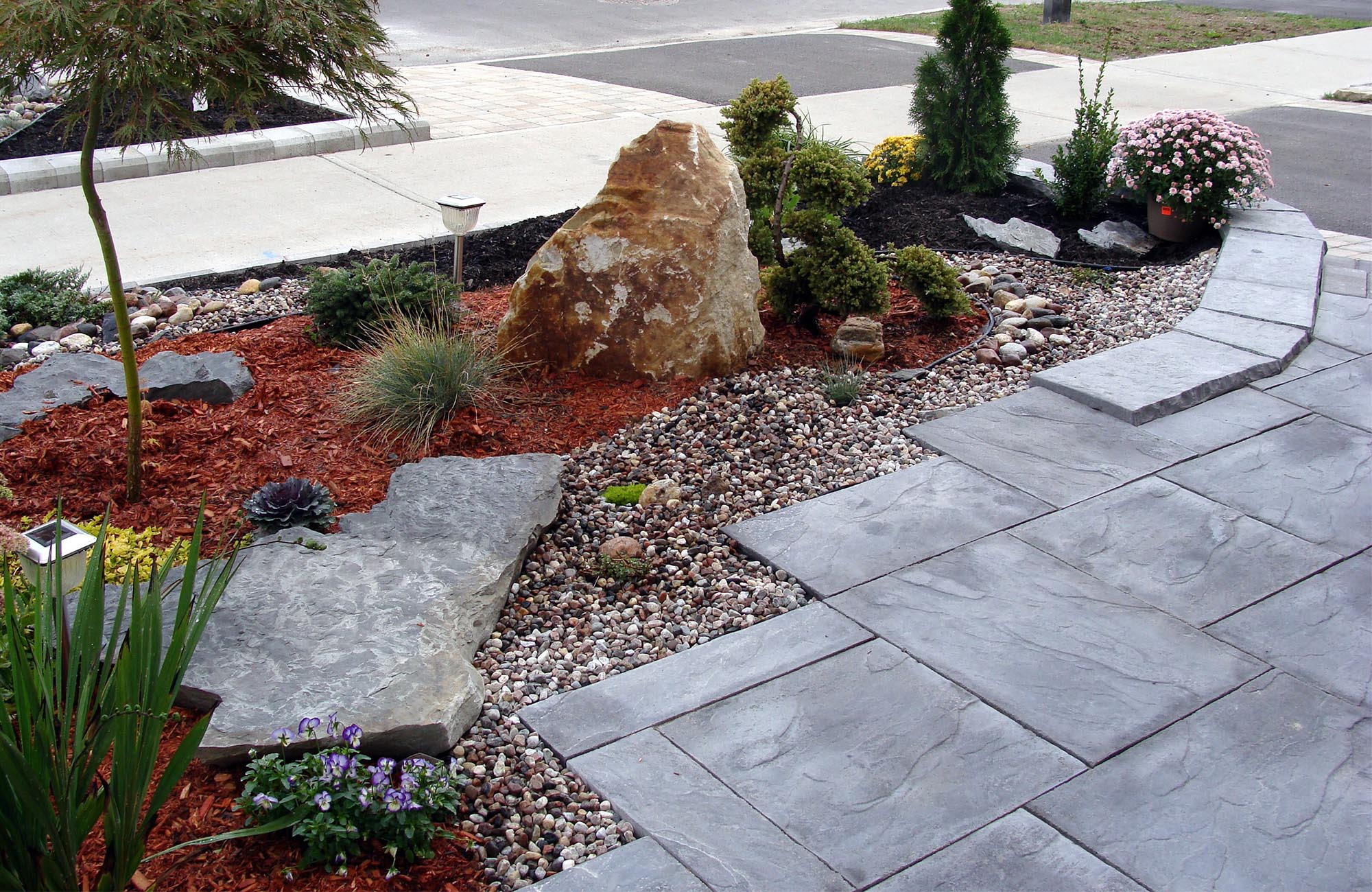 Know Some Exceptional Qualities of Sandstone