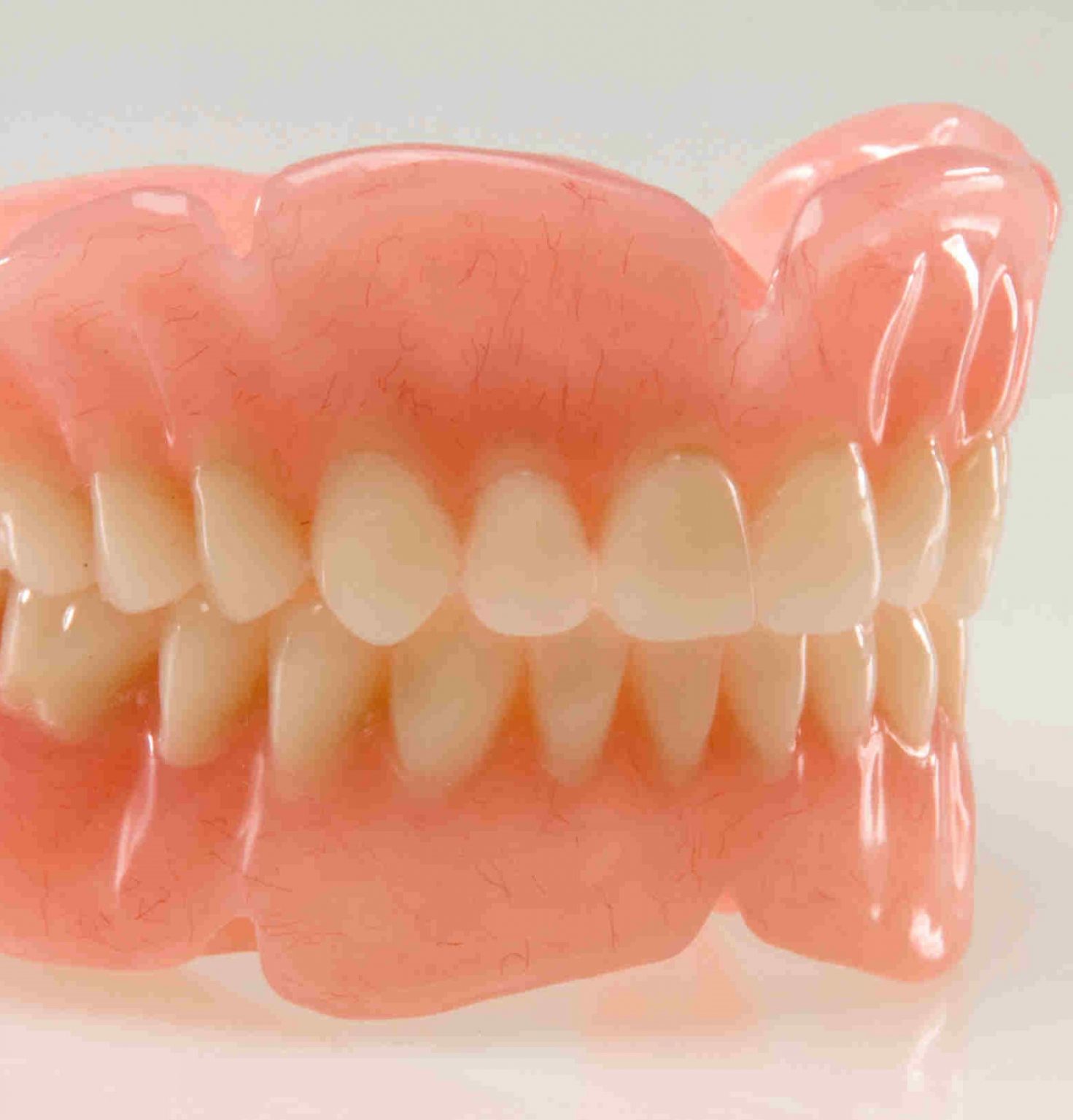 Information on Dentures that you should know