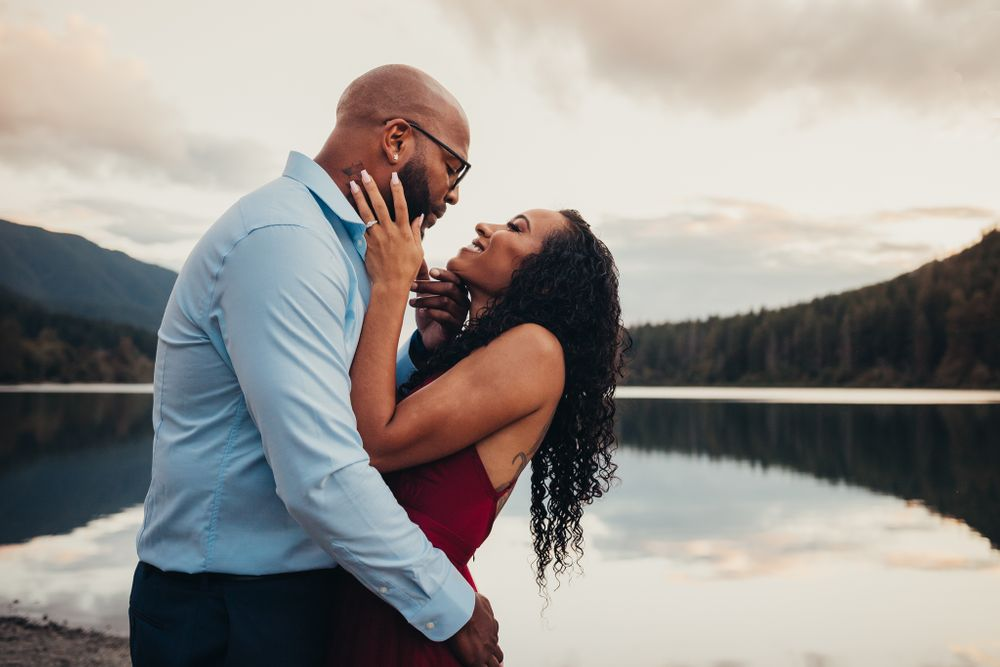 Get The Most Idyllic Wedding Photography Done With Your Loved One